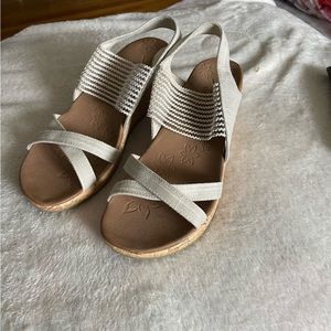 Skechers Luxe Foam Wedge Sandals